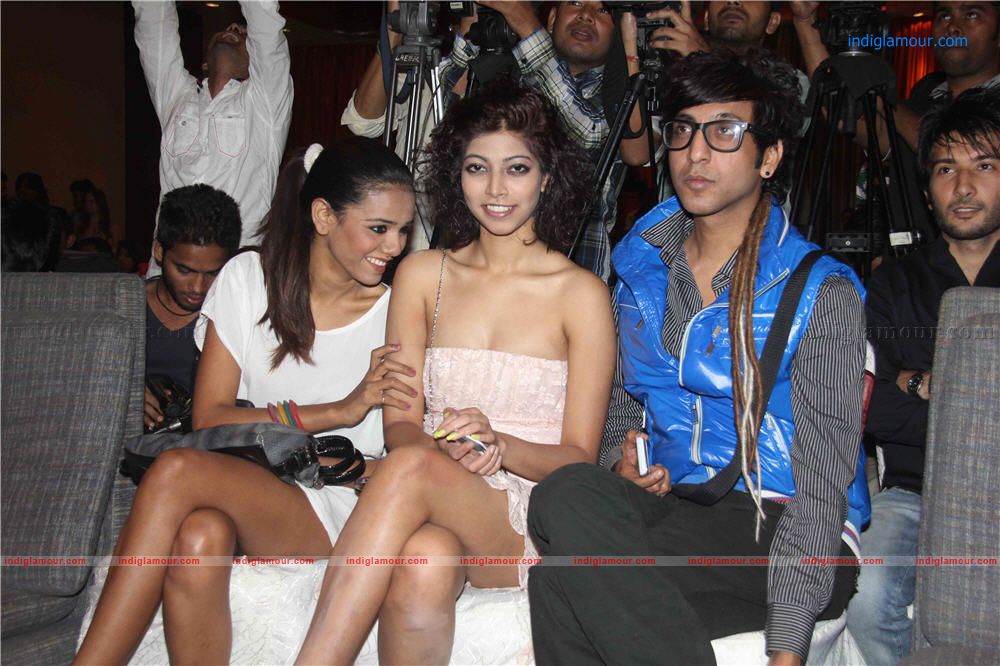 Sayali Bhagat Launches Cellulike Data Card Event hd photo