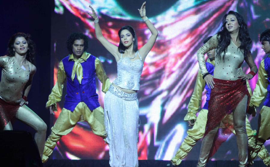 Mallika Sherawat Performance At Tulip Star Event hd photo
