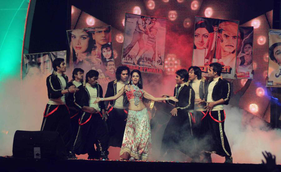 Mallika Sherawat Performance At Tulip Star Event hd photo