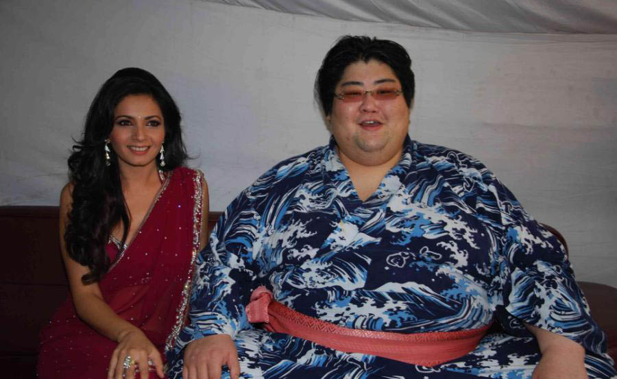 Sonam And Neil at Bigg Boss Event hd photo