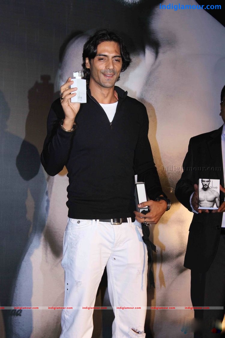 Arjun Rampal as Brand Ambassador for Alive Perfume Event hd photo