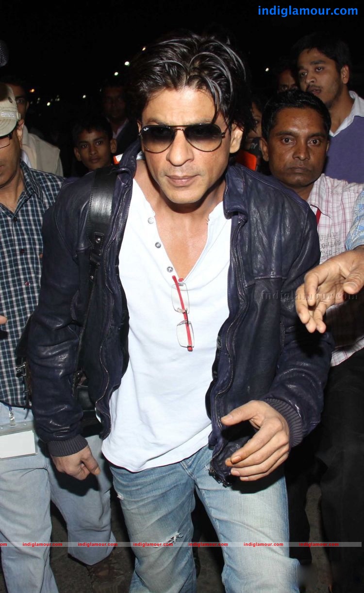 Celebs leave for Macau for Zee Awards Photos Event hd photo