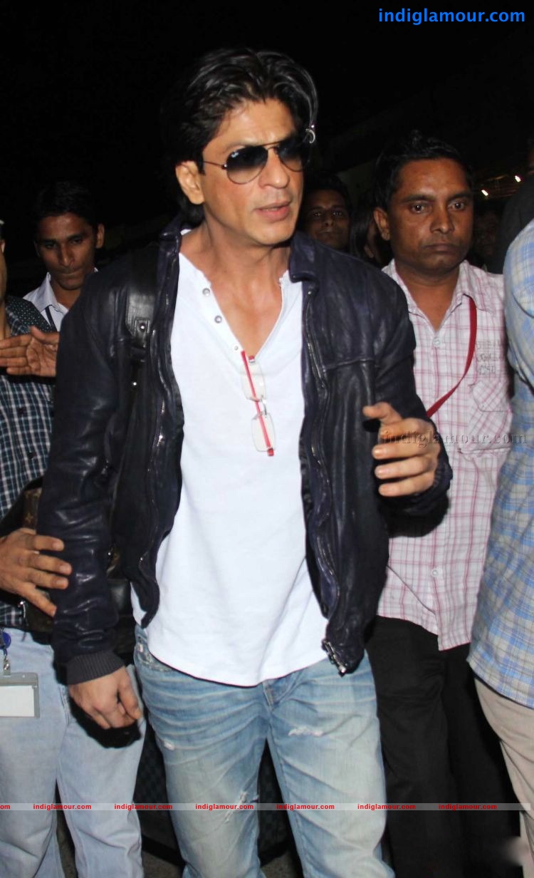 Celebs leave for Macau for Zee Awards Photos Event hd photo