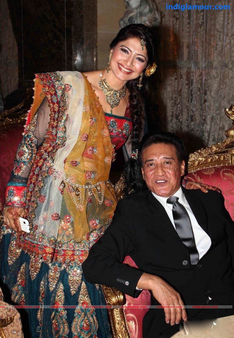 Deepshikha and Kaishav Arora Wedding Reception Photos Event hd photo