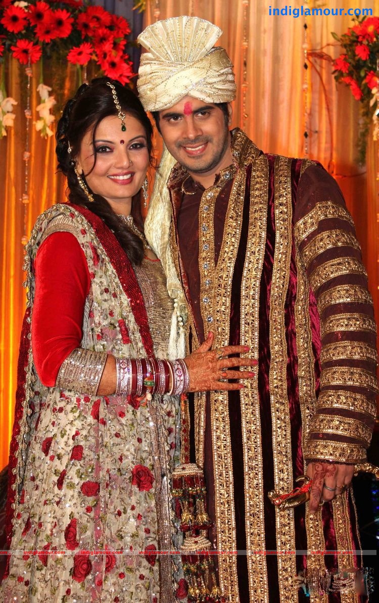 Deepshikha and Kaishav Arora Wedding Reception Photos Event hd photo