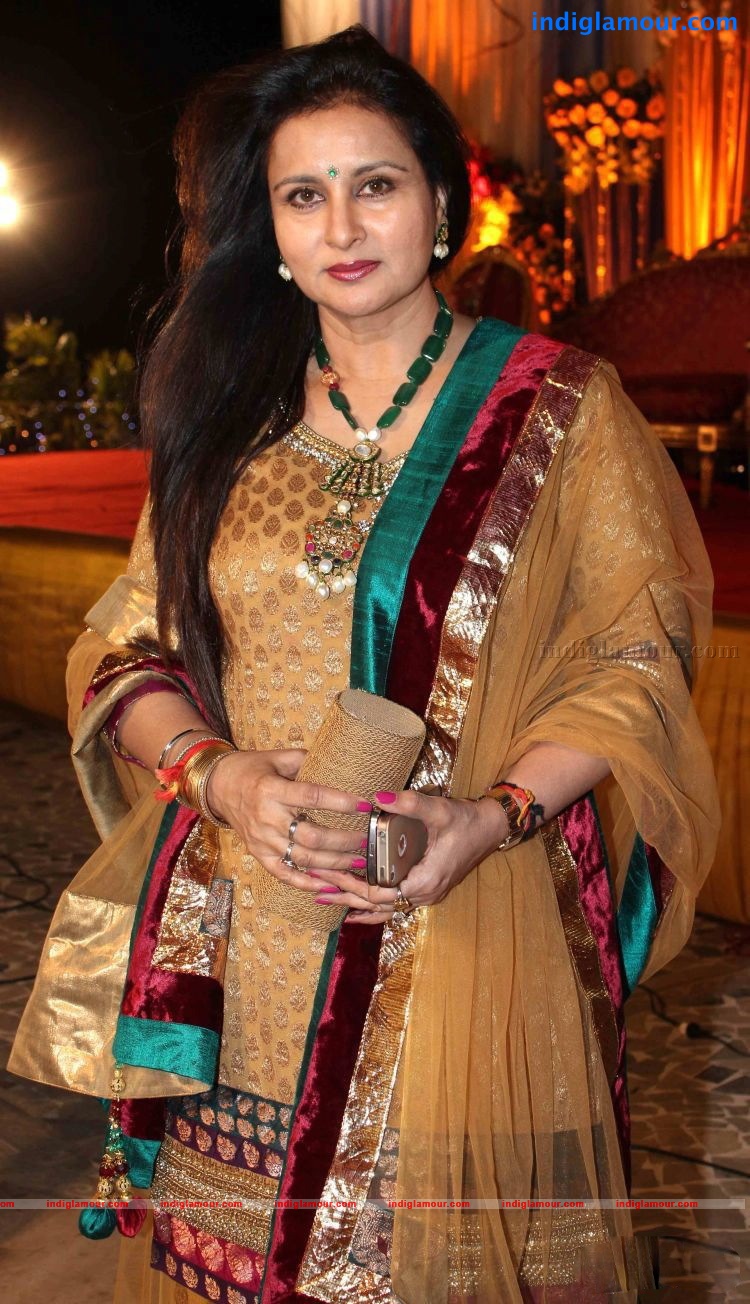 Deepshikha and Kaishav Arora Wedding Reception Photos Event hd photo