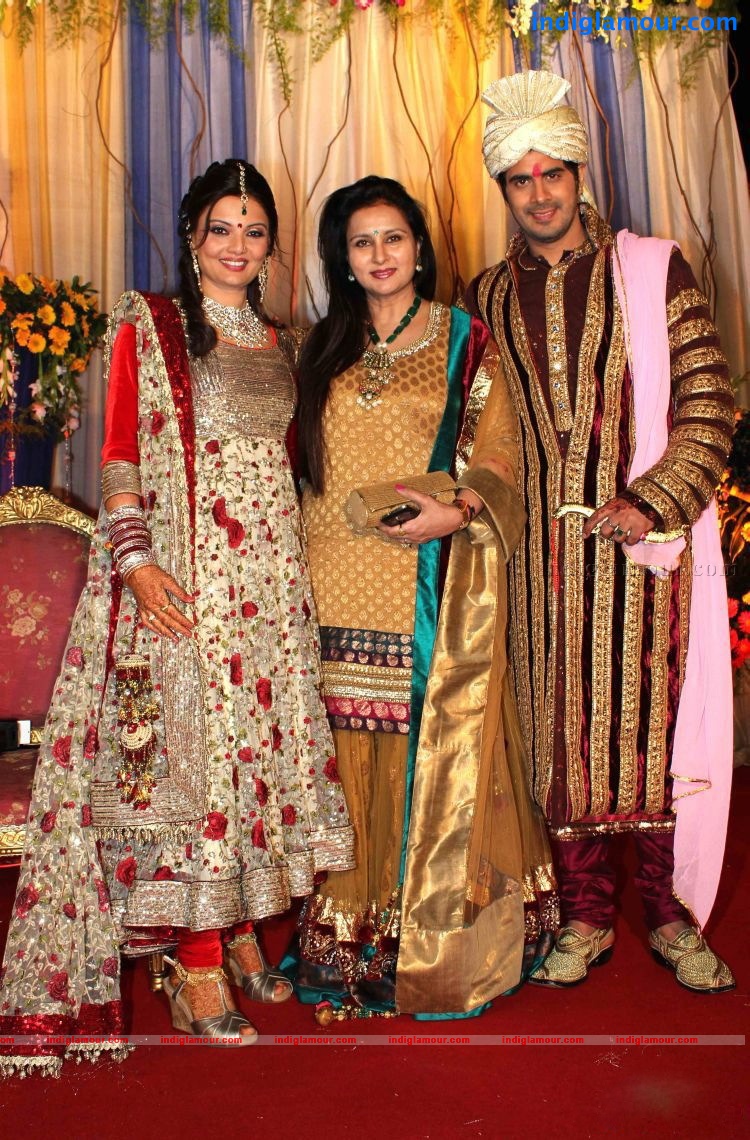 Deepshikha and Kaishav Arora Wedding Reception Photos Event hd photo