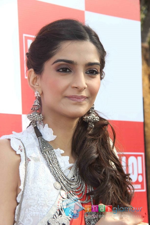 Sonam Kapoor At Hello Classic Racing Event Photos Event hd photo