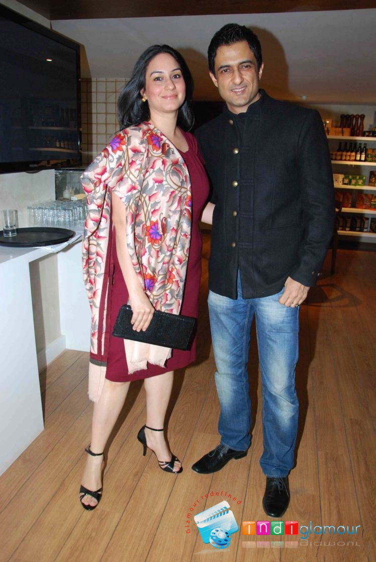 SHAUKEEN Movie Launch Photos Event hd photo
