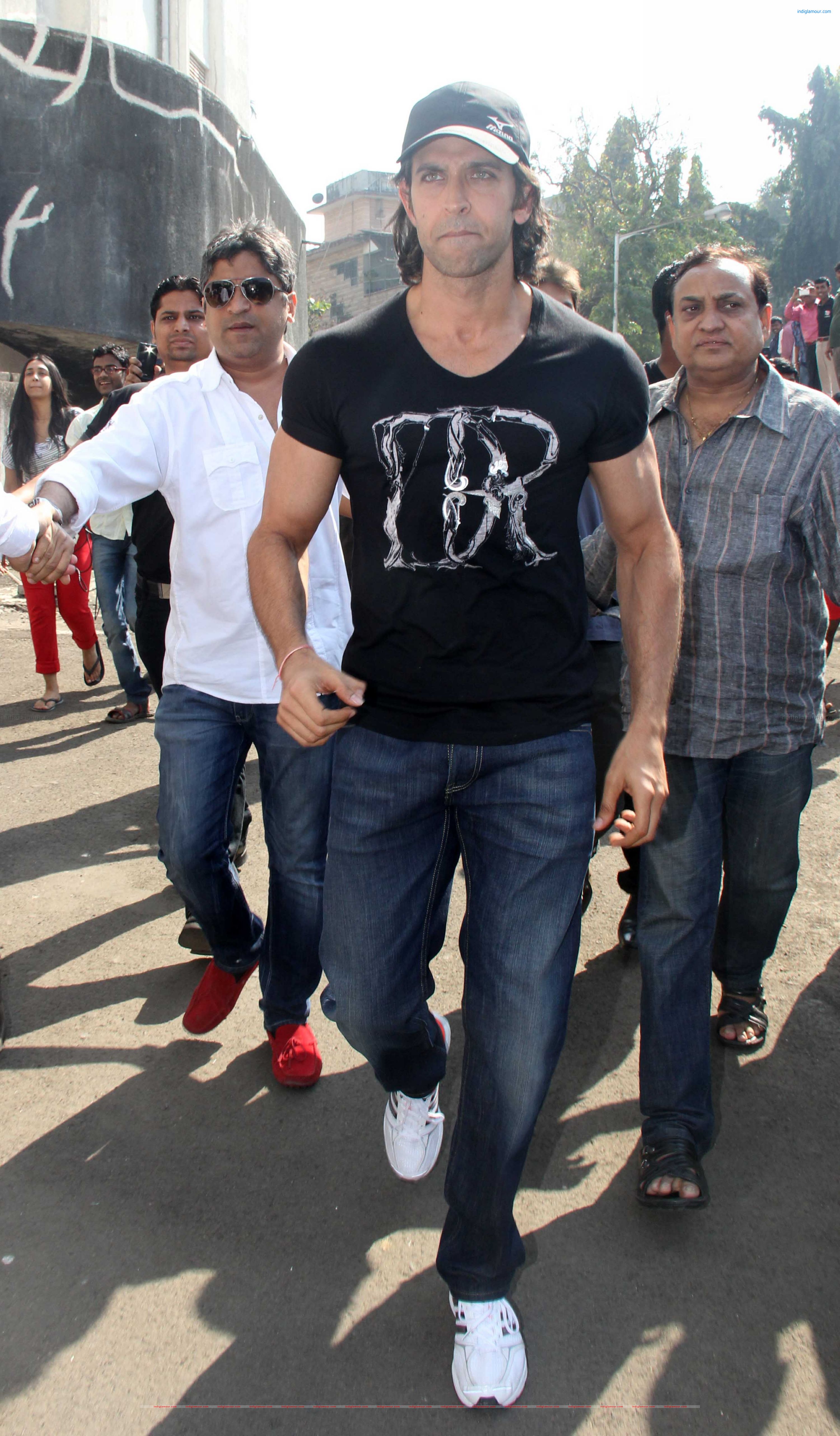 Hrithik Roshan and Sanjay Dutt visited Chandan Theatre Event hd photo