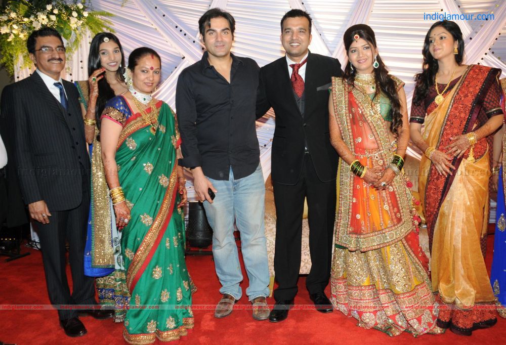 Suraj and Monali Godambe Reception Event hd photo