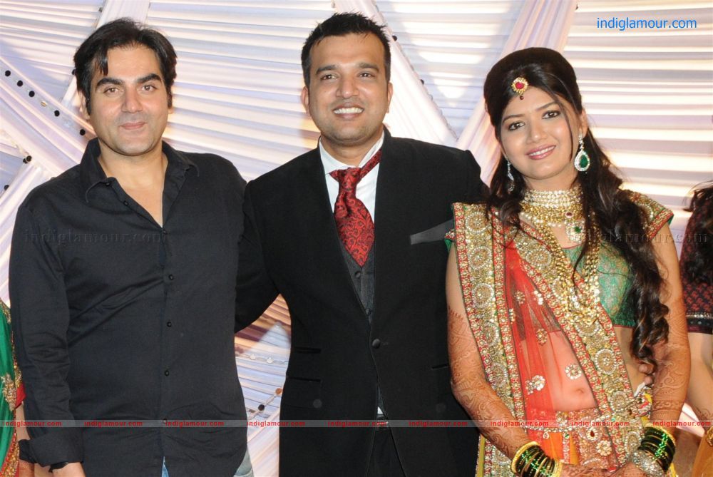 Suraj and Monali Godambe Reception Event hd photo
