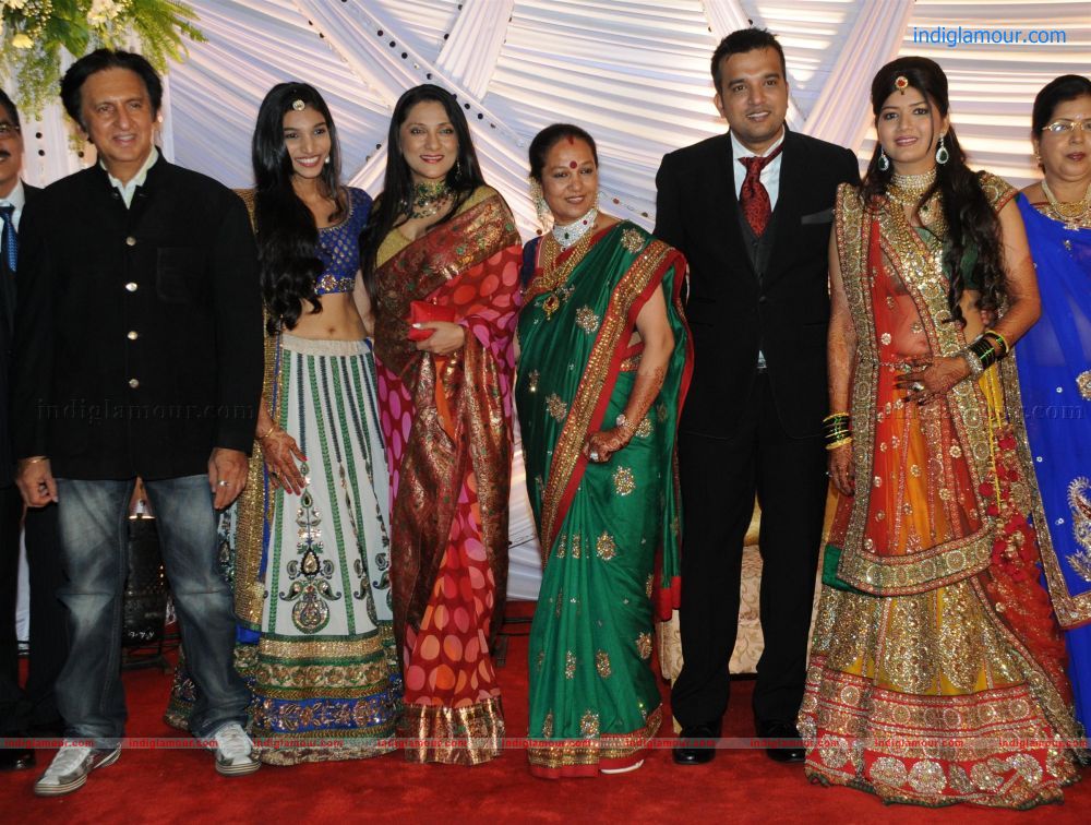 Suraj and Monali Godambe Reception Event hd photo