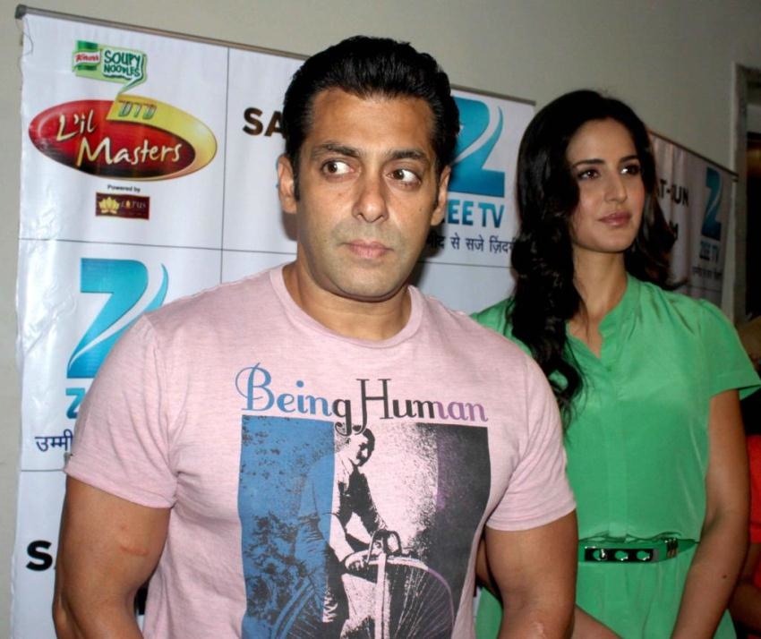 Salman And Katrina Promoting Ek Tha Tiger On DID Masters Event hd photo