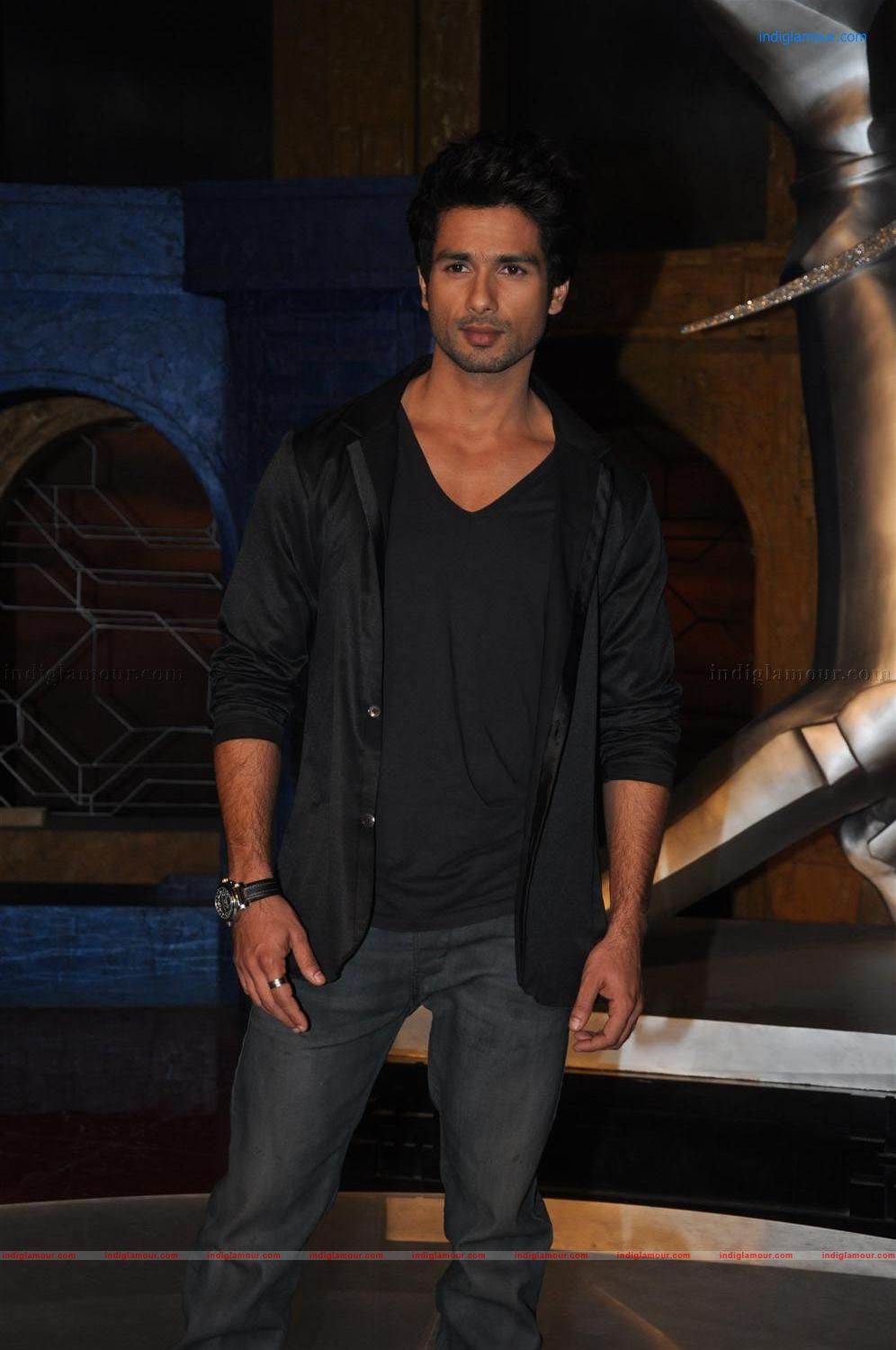 Shahid and Priyanka Promote Teri Meri Kahaani Event hd photo