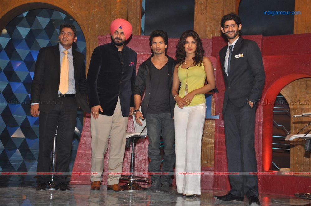 Shahid and Priyanka Promote Teri Meri Kahaani Event hd photo
