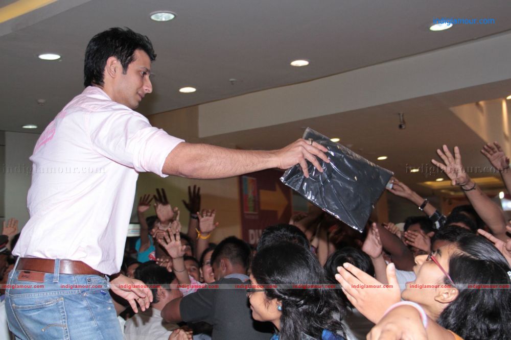 Ferrari Ki Sawaari Game Launch Event hd photo