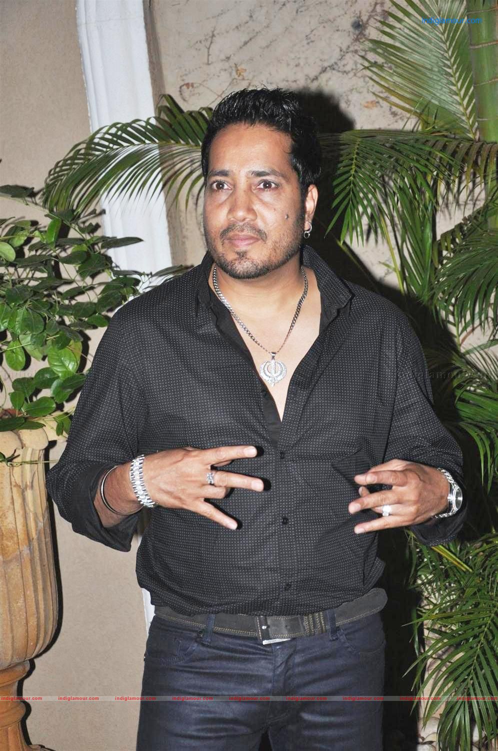 Mika Singhs Birthday Party Event hd photo