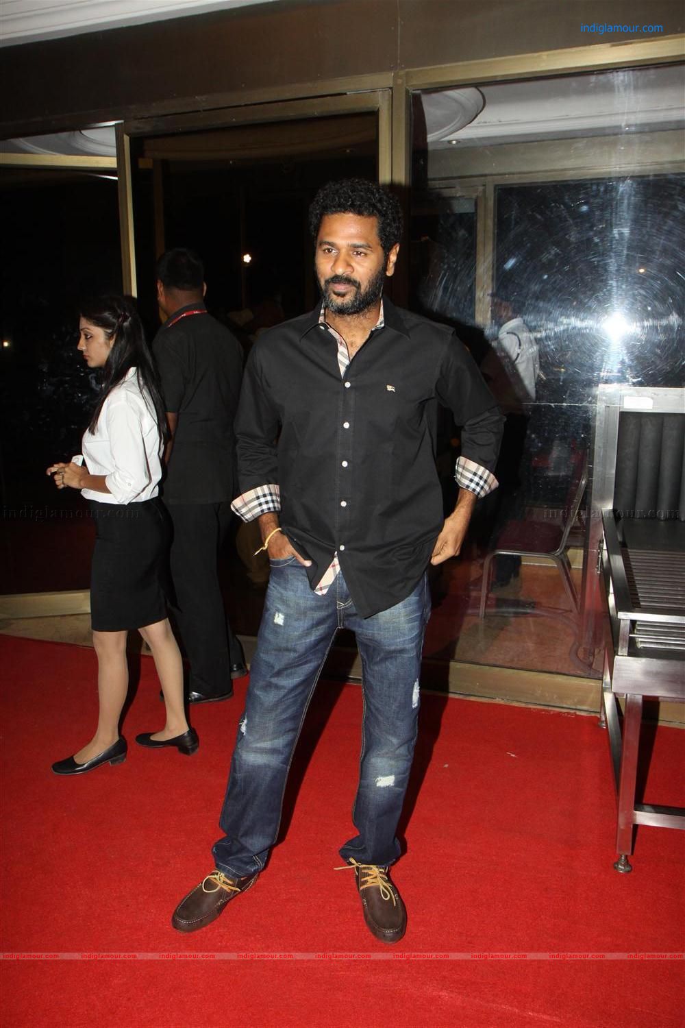 Rowdy Rathore Success Bash Event hd photo