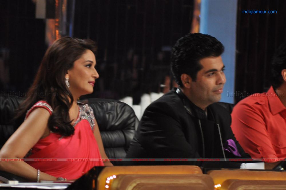 Bol Bachhan Cast on Jhalak Dikhhlaa Jaa 5 Event hd photo