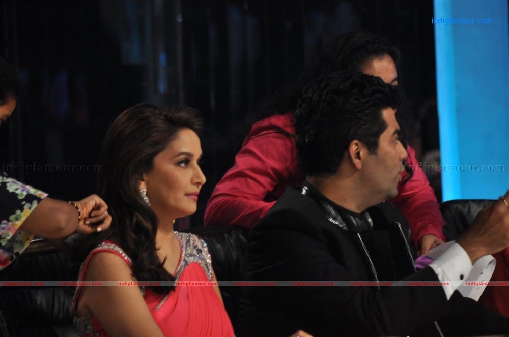 Bol Bachhan Cast on Jhalak Dikhhlaa Jaa 5 Event hd photo
