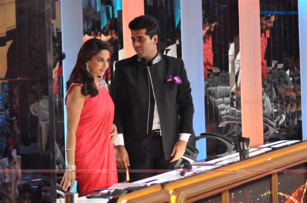 Bol Bachhan Cast on Jhalak Dikhhlaa Jaa 5 Event hd photo