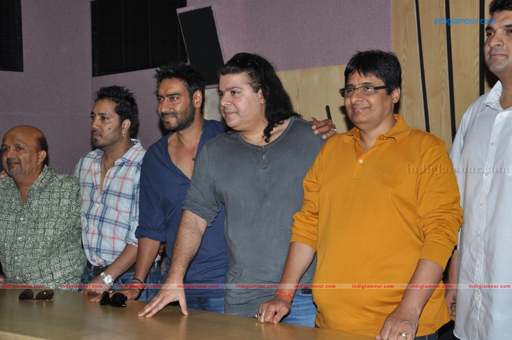 Himmatwala Song Recording Event hd photo