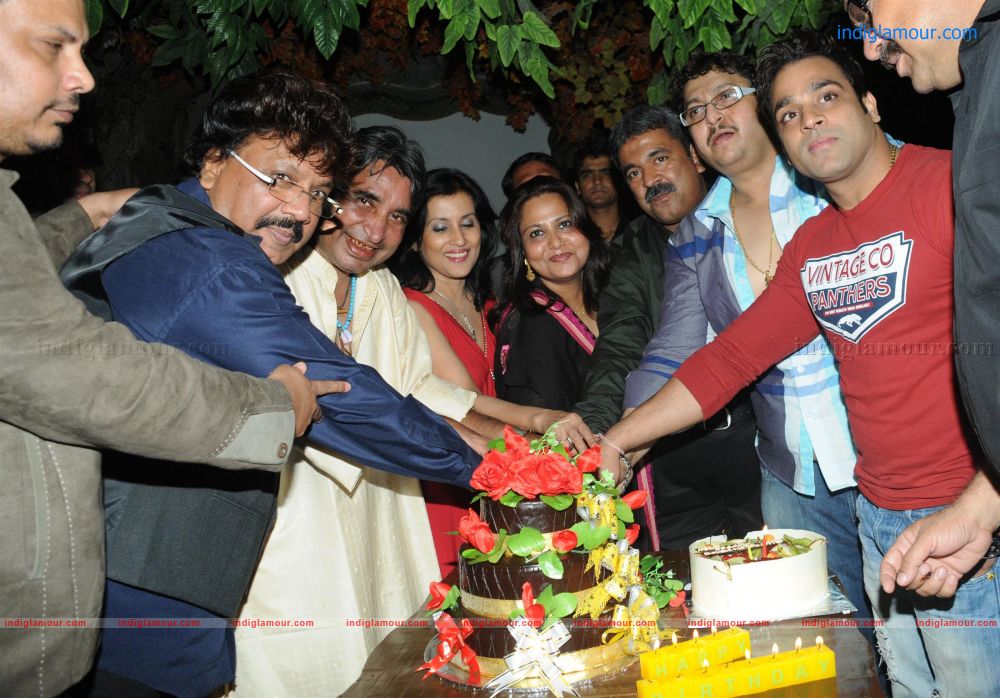 Sanjay Bedia Hosted a Party for Zaffar Saha Event hd photo