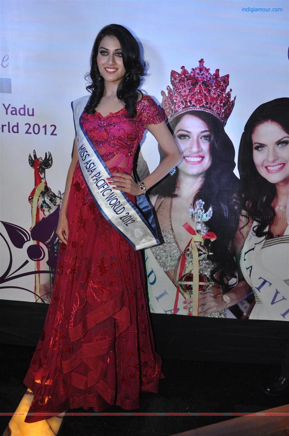 Sushmita Sen and Himangini Singh Yadu at I AM She Press Conference Event hd photo
