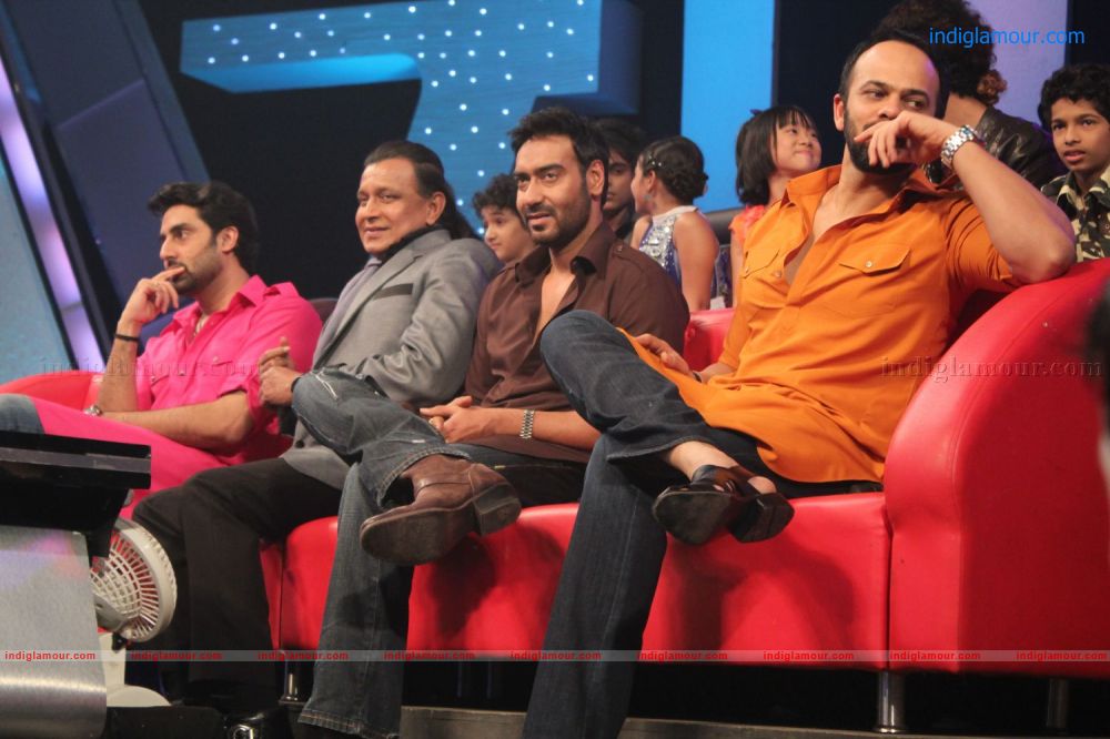 Bol Bachchan Promotion on Dance India Dance Lil Masters Event hd photo