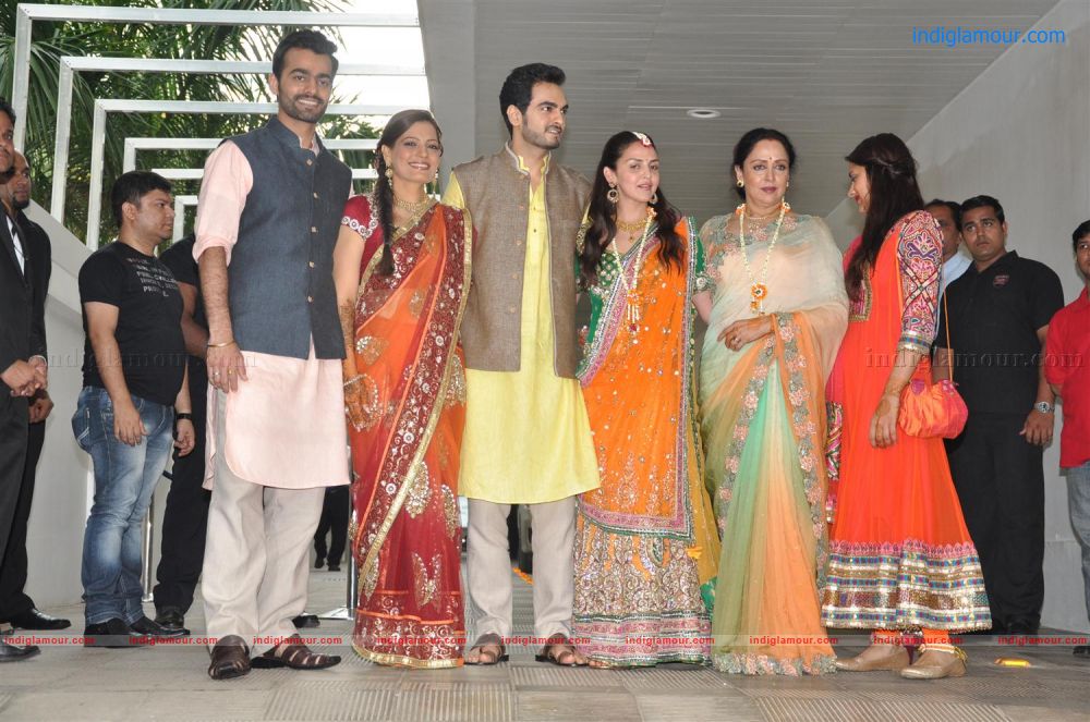 Esha Deol Marriage Mehendi Ceremony Event hd photo
