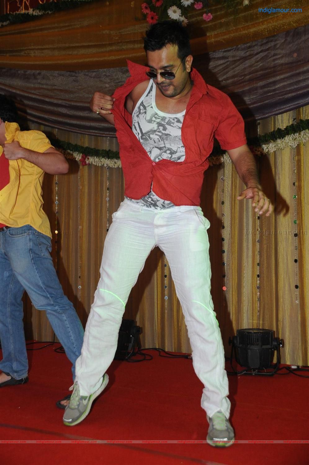 Suraj Godombes Sangeet Ceremony Event hd photo