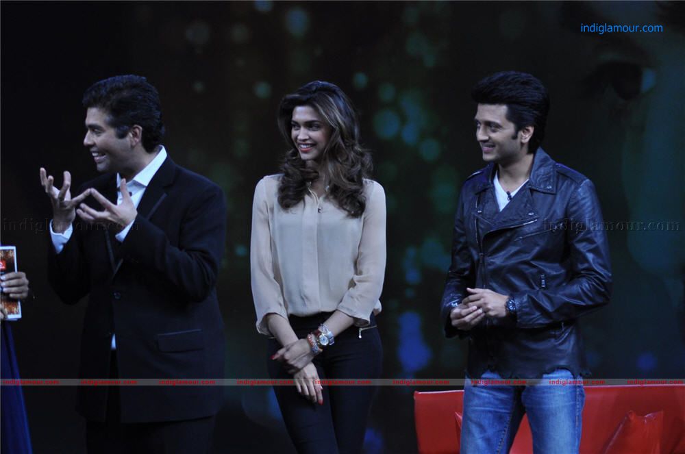 Riteish,Deepika and Karan Johar On Issi Ka Naam Zindagi Event hd photo