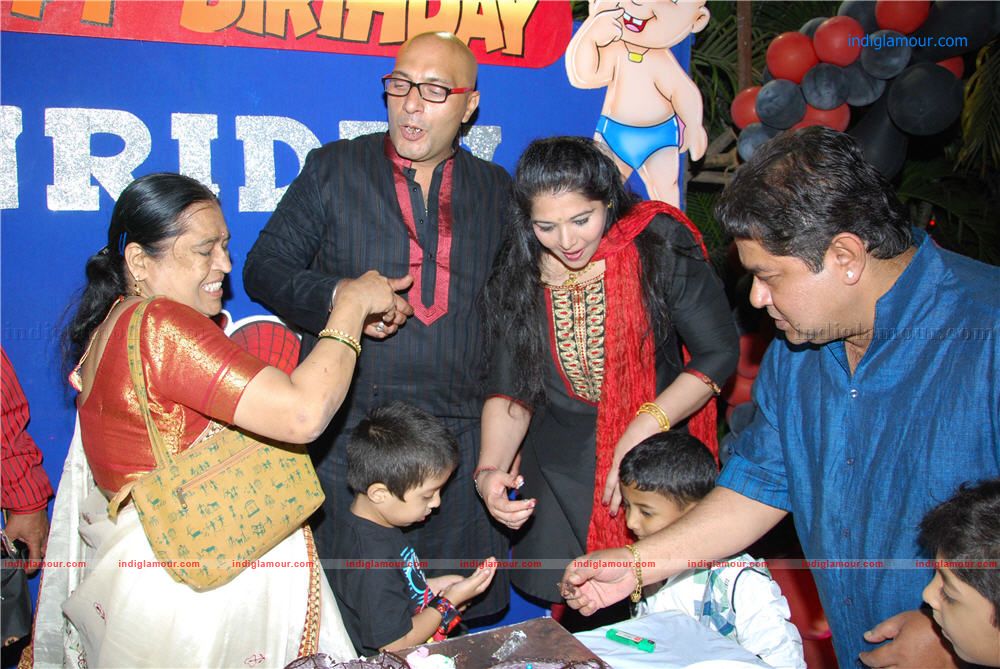 Actor Amit Behl Sons Birthday Party Event hd photo