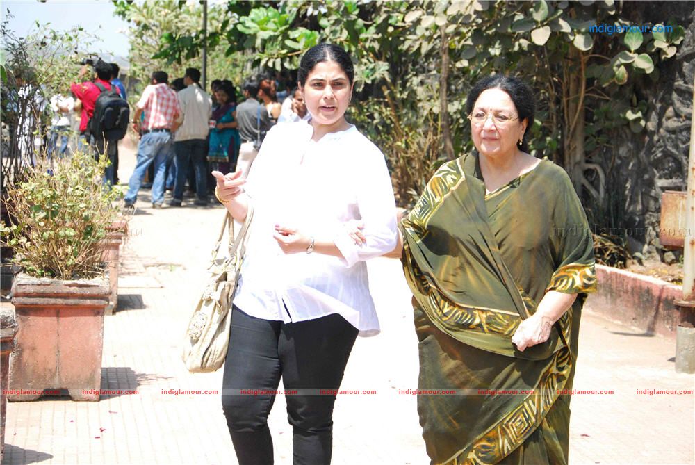 Joy Mukherjee Funeral Event hd photo