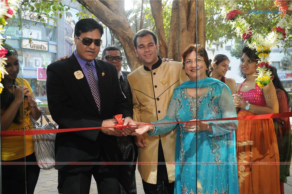 Avesh Dadlanis Flagship Store Launch Event hd photo