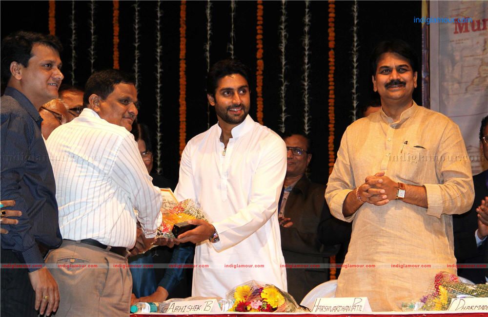 Abhishek Bachchan at MCHI Awards Event hd photo