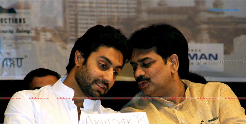 Abhishek Bachchan at MCHI Awards Event hd photo