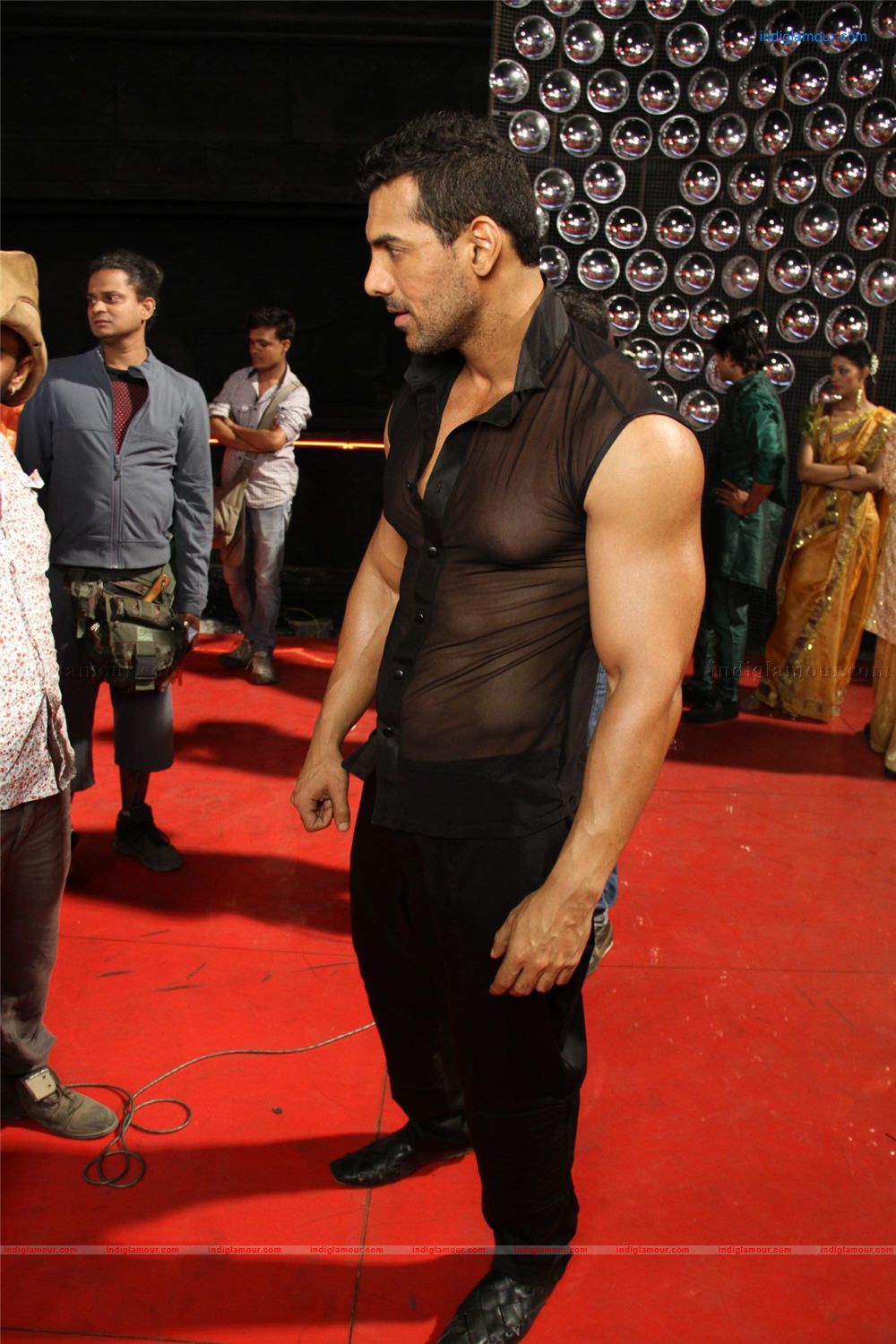 John Abraham Performs Vicky Doner Item Number Dance Event hd photo