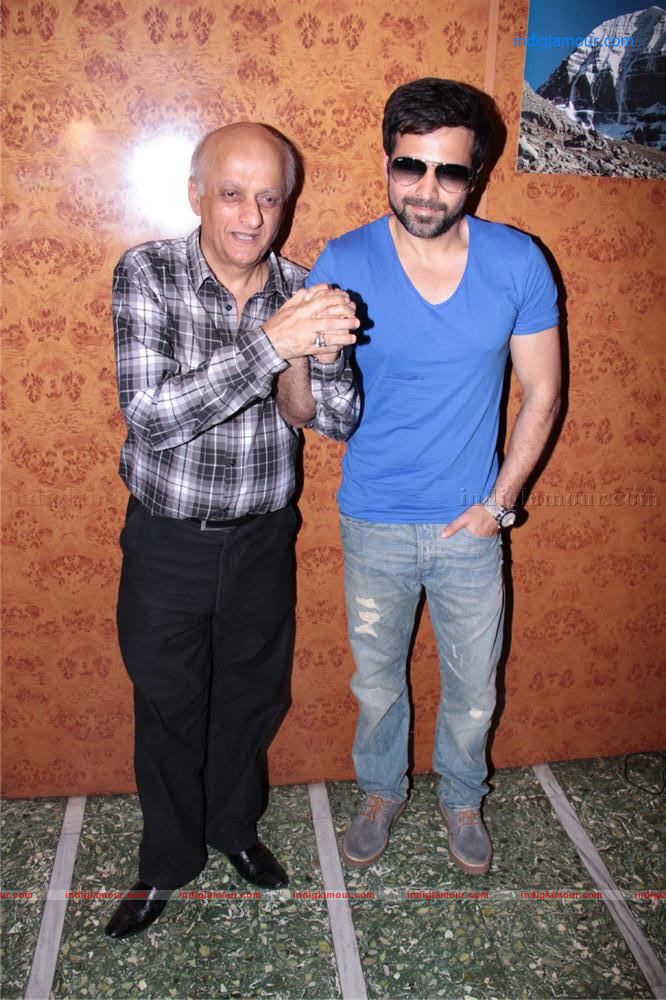 Jannat 2 Cast at Gaiety Cinema Event hd photo