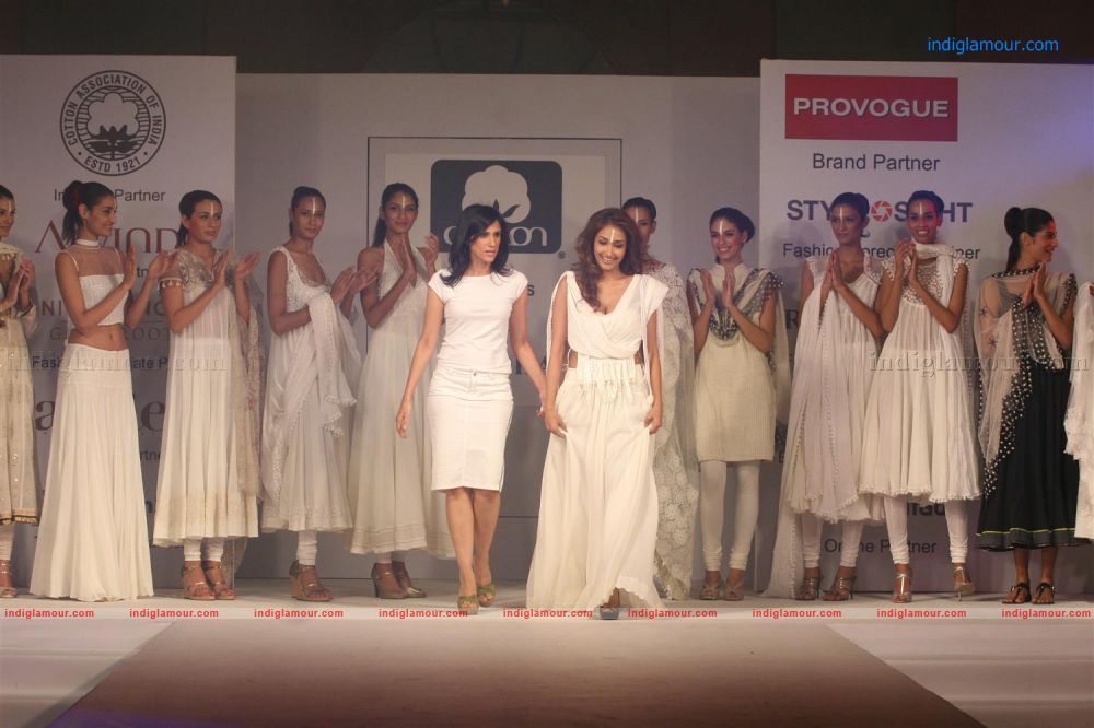Cotton Council Internationals Cottonscape Fashion Show Event hd photo