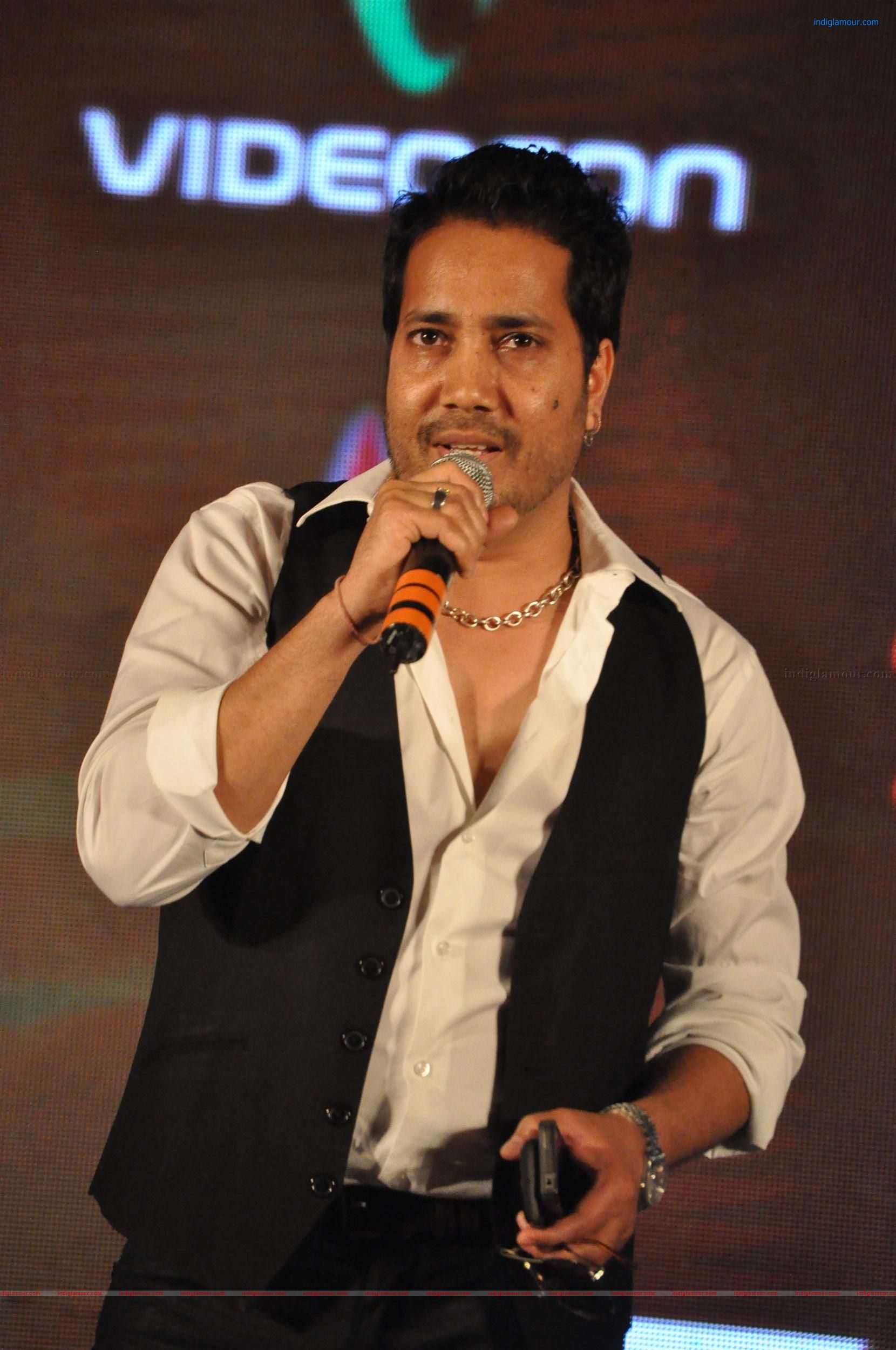 IIFA Singapore 2012 Press Conference Event hd photo