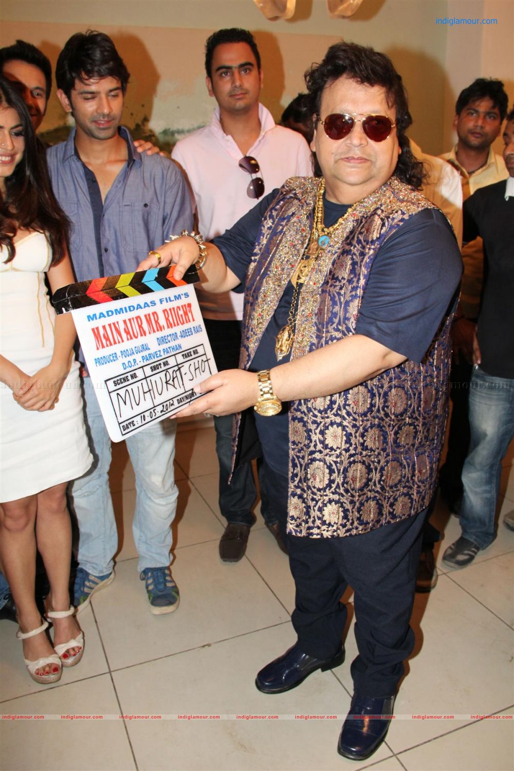 Main Aur Mr Riight Muhurat Event hd photo