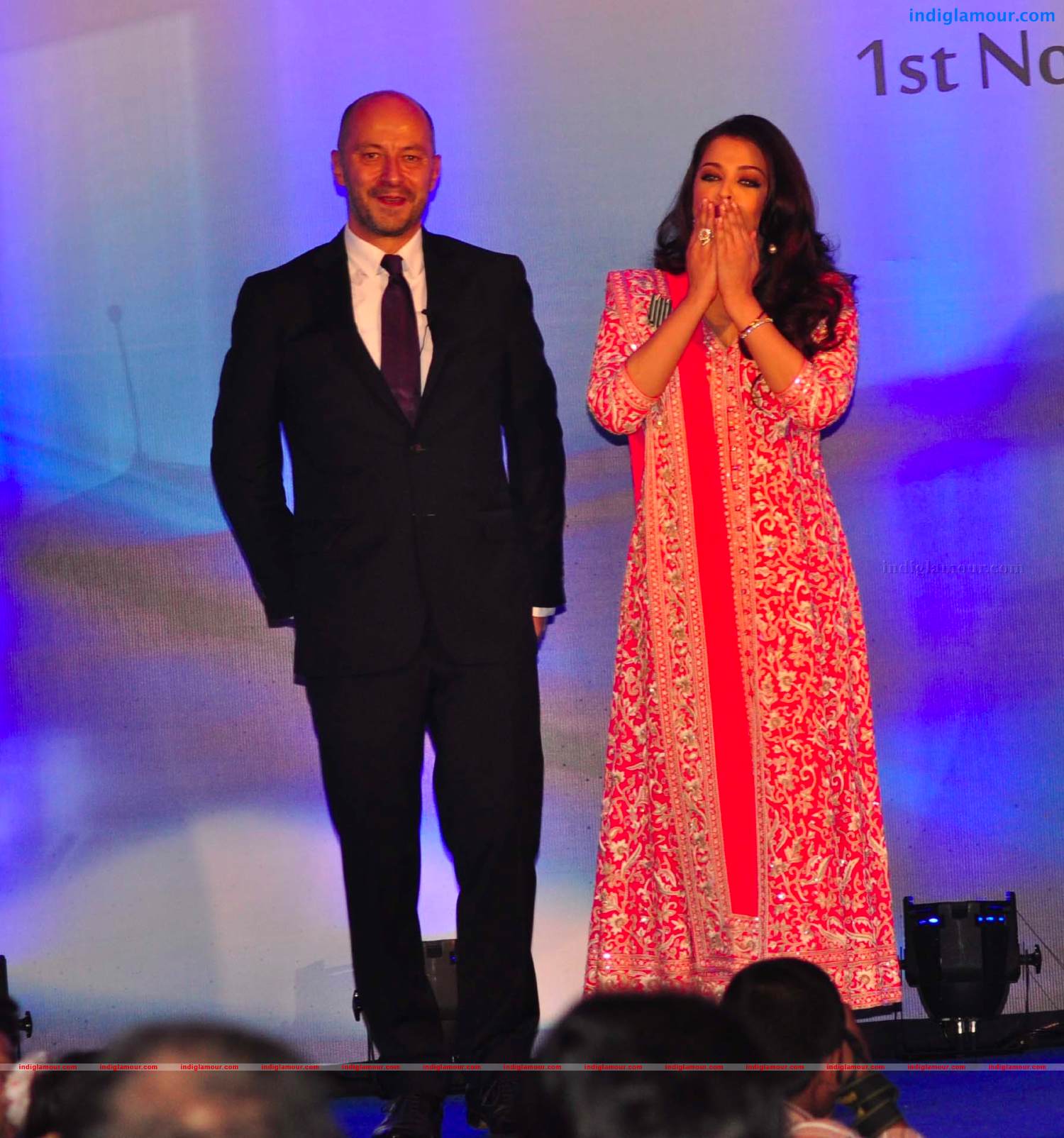 Aishwarya Rai Awarded By French Embassy Photo Event hd photo