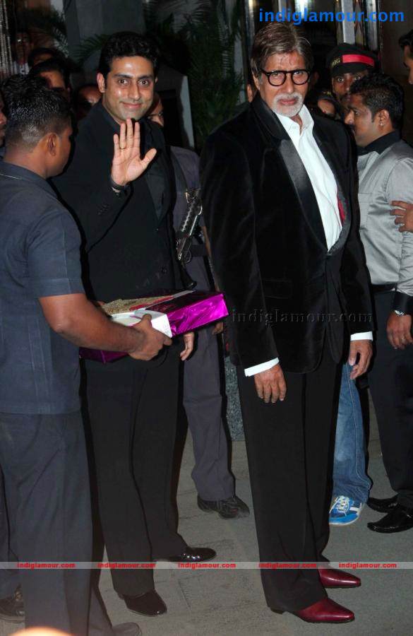 Bollywood Stars At Wedding Reception Of Rohit Shetty's Sister Event hd photo