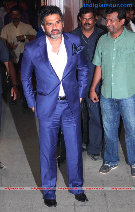Bollywood Stars At Wedding Reception Of Rohit Shetty's Sister Event hd photo