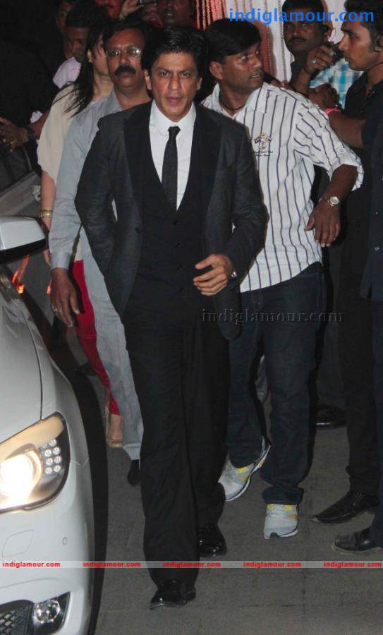 Bollywood Stars At Wedding Reception Of Rohit Shetty's Sister Event hd photo