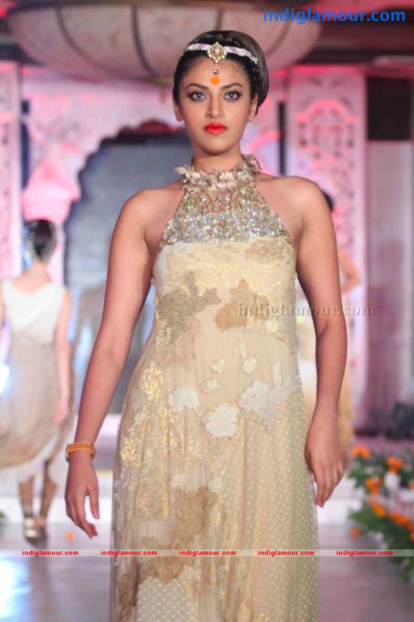 Rohit Verma Fashion Show Event hd photo