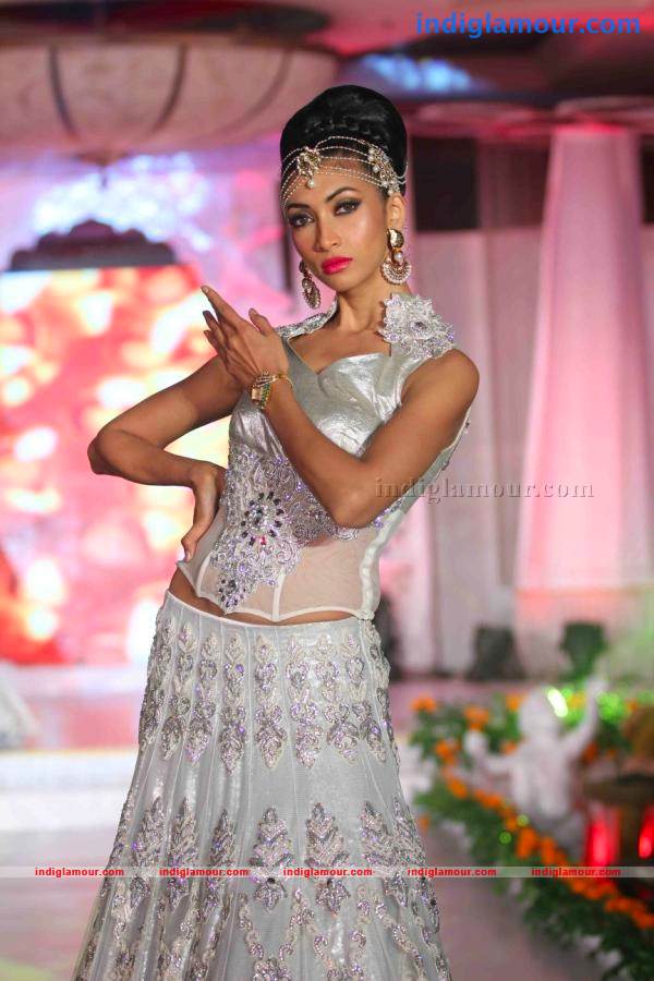 Rohit Verma Fashion Show Event hd photo