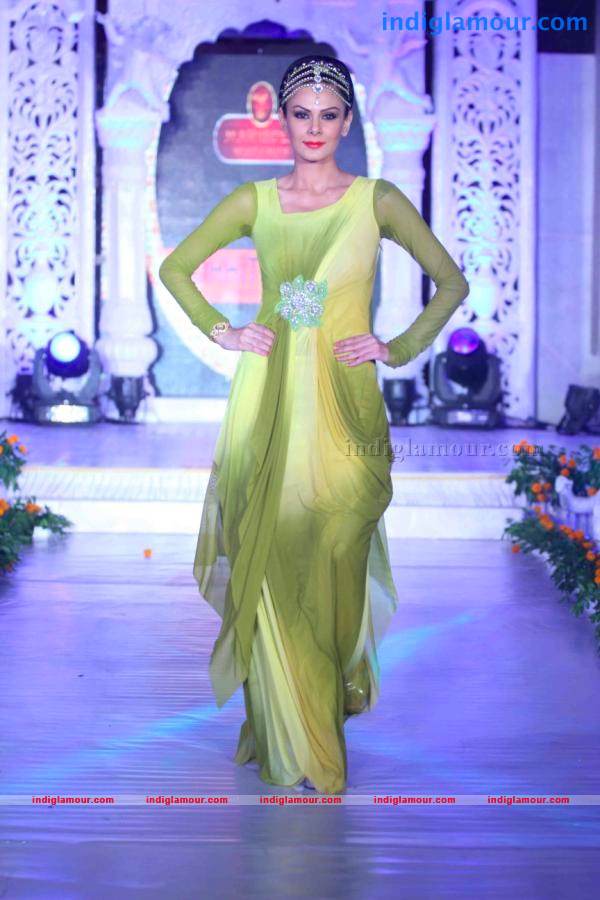 Rohit Verma Fashion Show Event hd photo